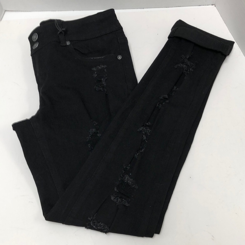 Almost Famous distressed roll up jeans